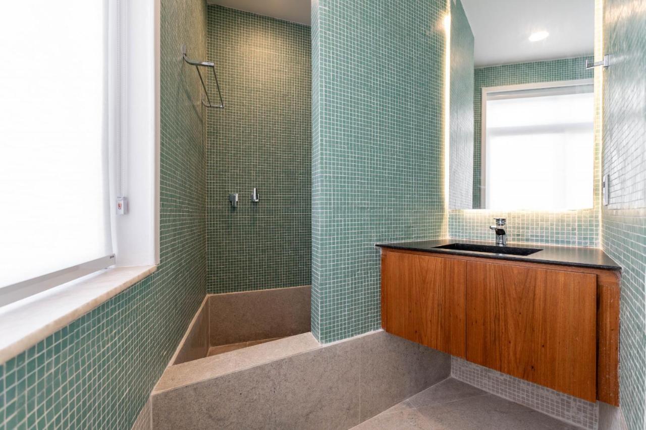 Apartamento Maravilhoso Em Copacabana - 2 Quartos - Nsc501b Z3 Rio de Janeiro
